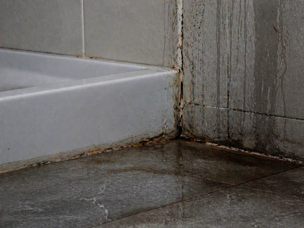 bath room leakage